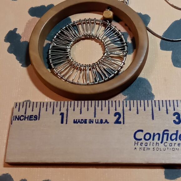 Unique necklace - Picture 4 of 4